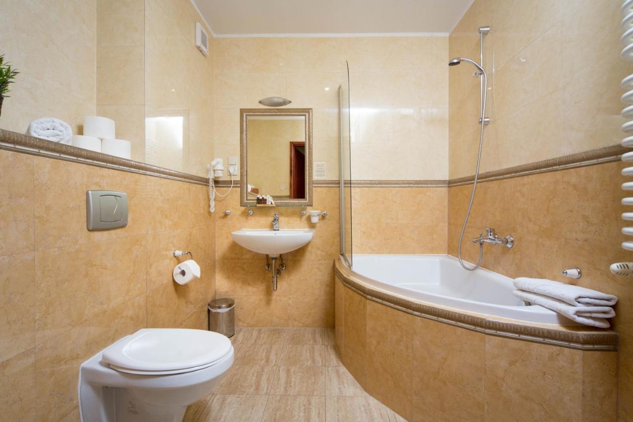 크라쿠프 B12 - Comfort Apartemnts City Center 아파트 외부 사진