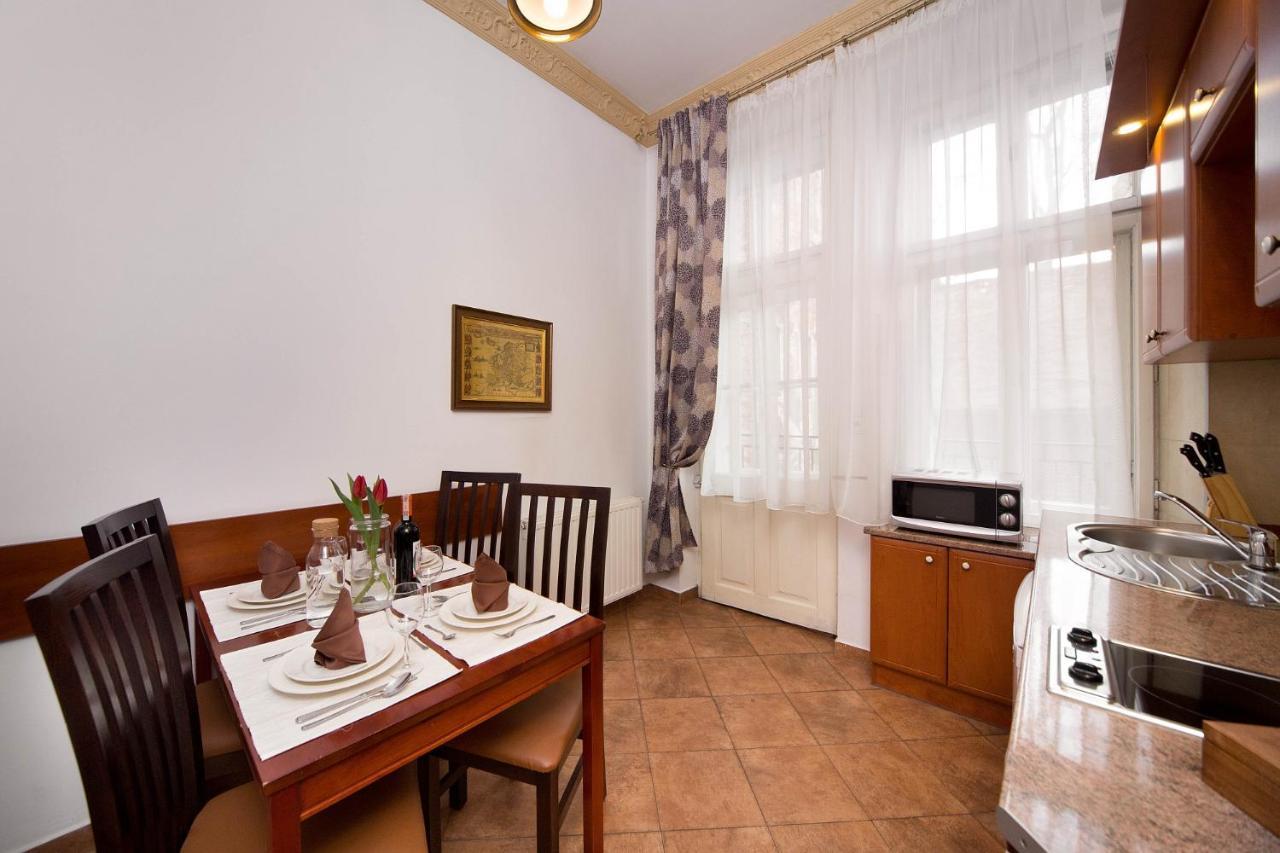 크라쿠프 B12 - Comfort Apartemnts City Center 아파트 외부 사진
